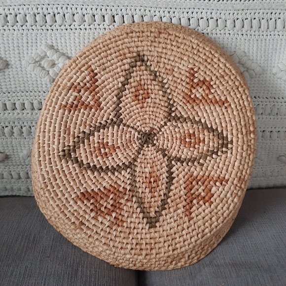 Seagrass woven round tray or wall hanging - Picture 6 of 8